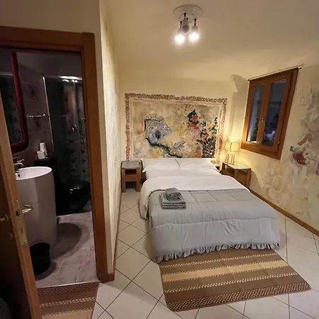 Casa Di Zara Konukevi *